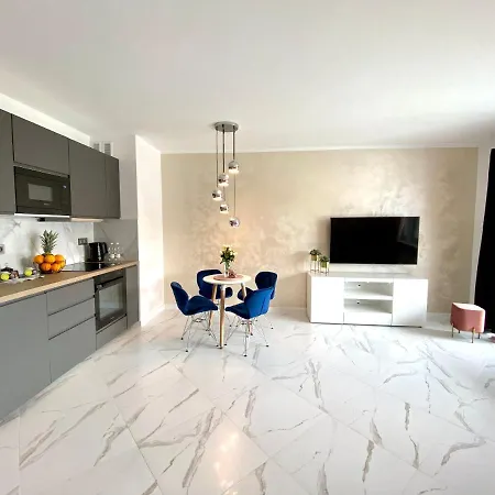 Sunrise Apartment Jelenia Gora